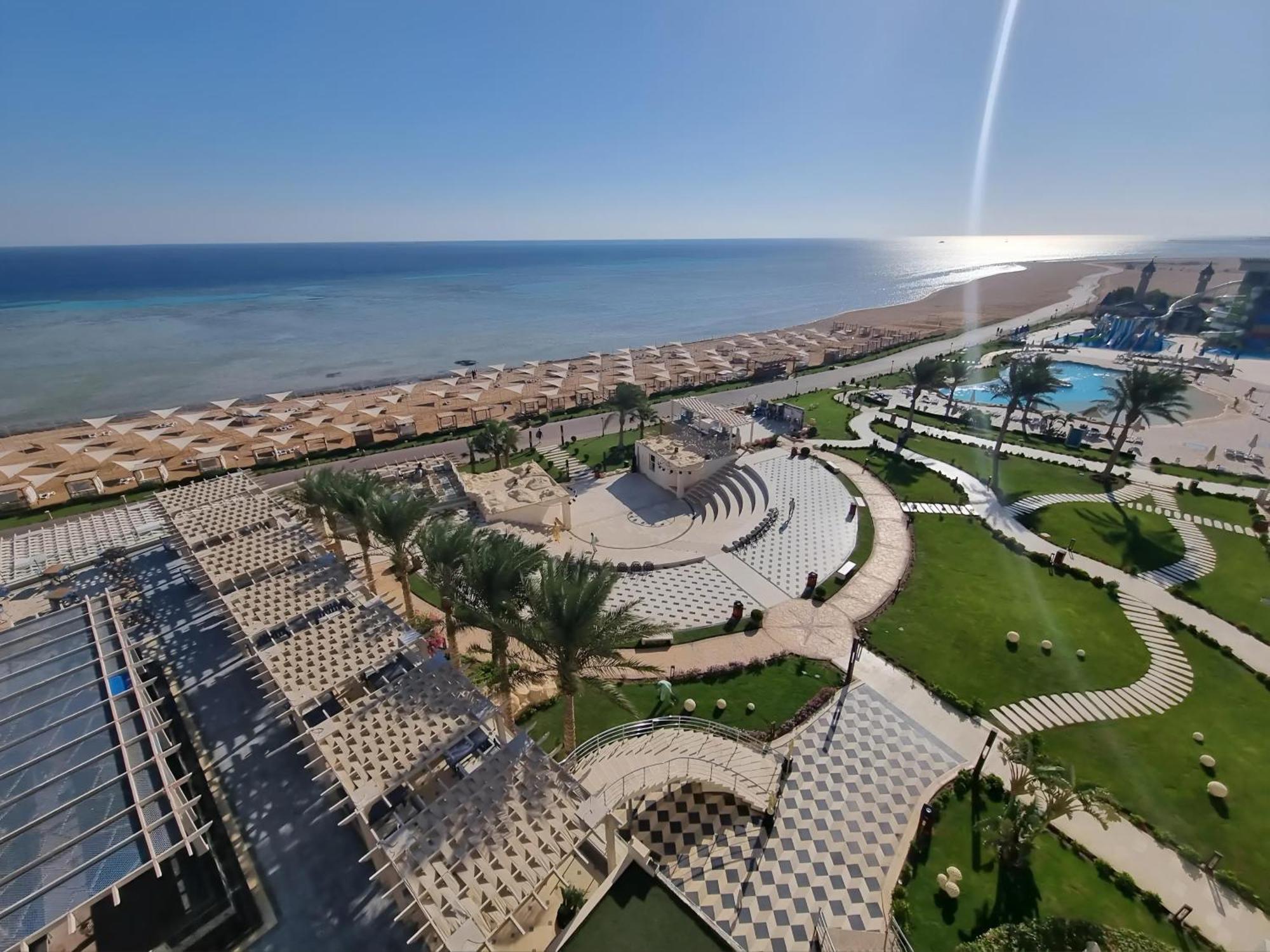 Luxury Beachfront Studio- Foreign Nationals Only ฮูร์กาดา ภายนอก รูปภาพ